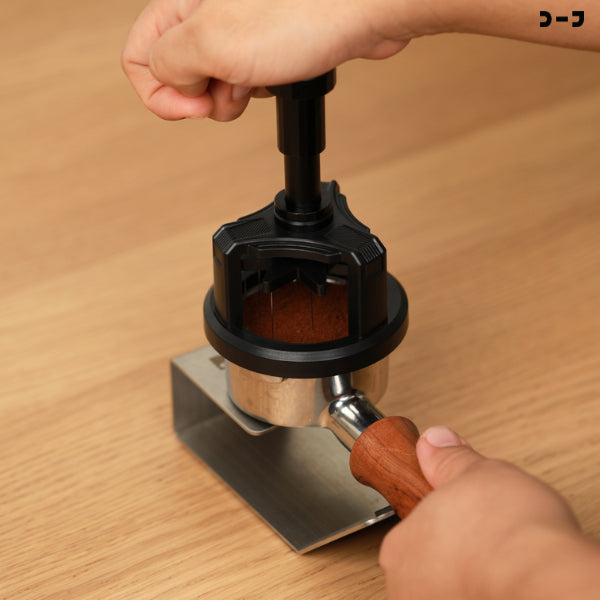 Beno Rullet Needle Spinner ที่เกลี่ยผงกาแฟสำหรับก้านชงขนาด 51 53 58 ช่วยให้ผงกาแฟกระจายตัวทั่วบาสเก็ต ปรับความลึกได้