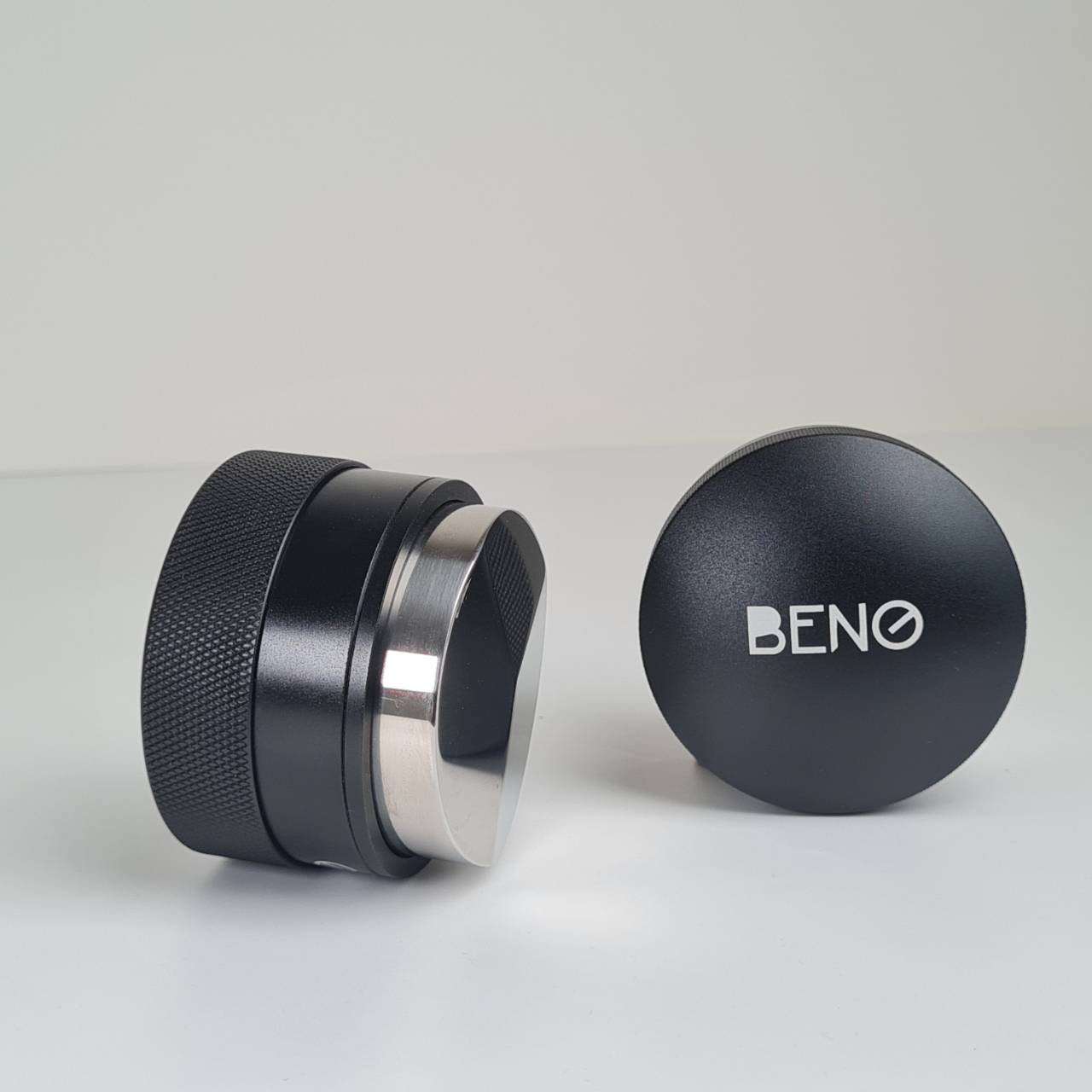 BENO Twister Distributor ที่เกลี่ยผงกาแฟขนาด 58 mm ใช้ปรับระดับหน้าผิวกาแฟให้เรียบก่อนแทมป์ ปรับระดับความลึกได้ง่ายสวย